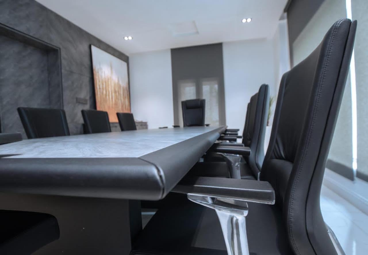 Knightsbridge Hotel & Suites Abuja Buitenkant foto