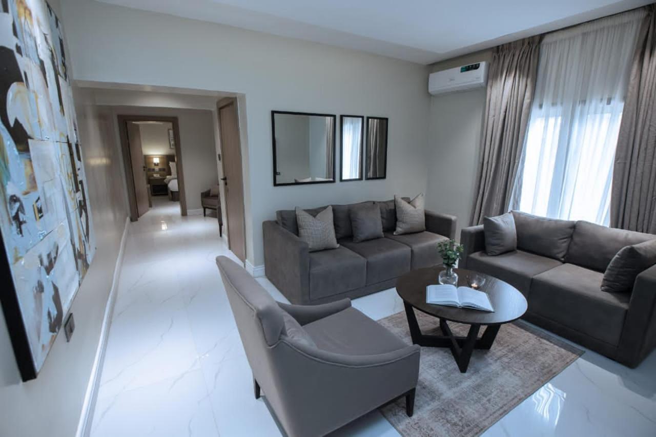 Knightsbridge Hotel & Suites Abuja Buitenkant foto