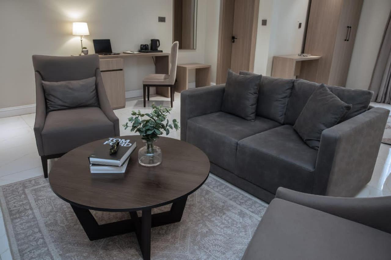 Knightsbridge Hotel & Suites Abuja Buitenkant foto